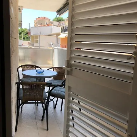 - Private Ensuite With Balcony - Style Gostinjska kuća Omis